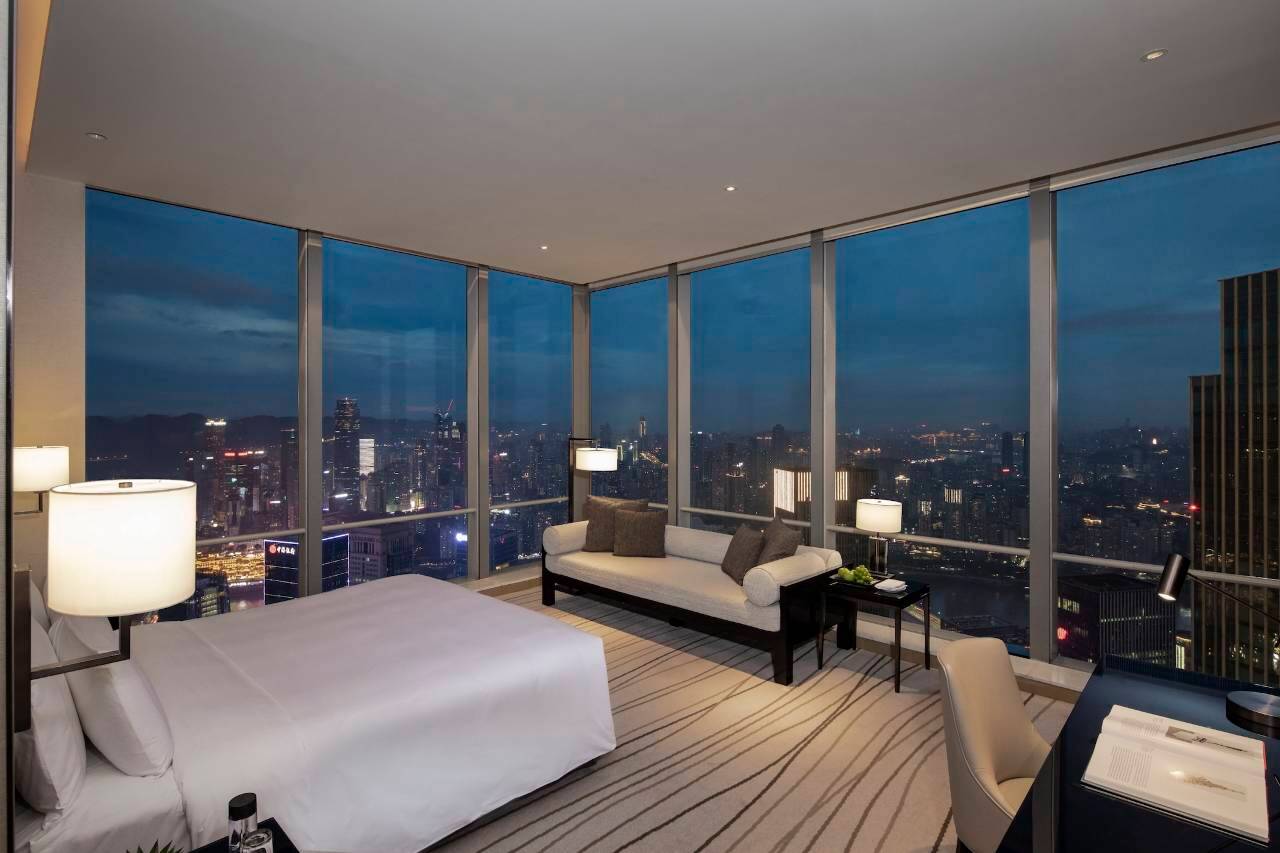 Niccolo Chongqing — corner suite with the two-rivers night view